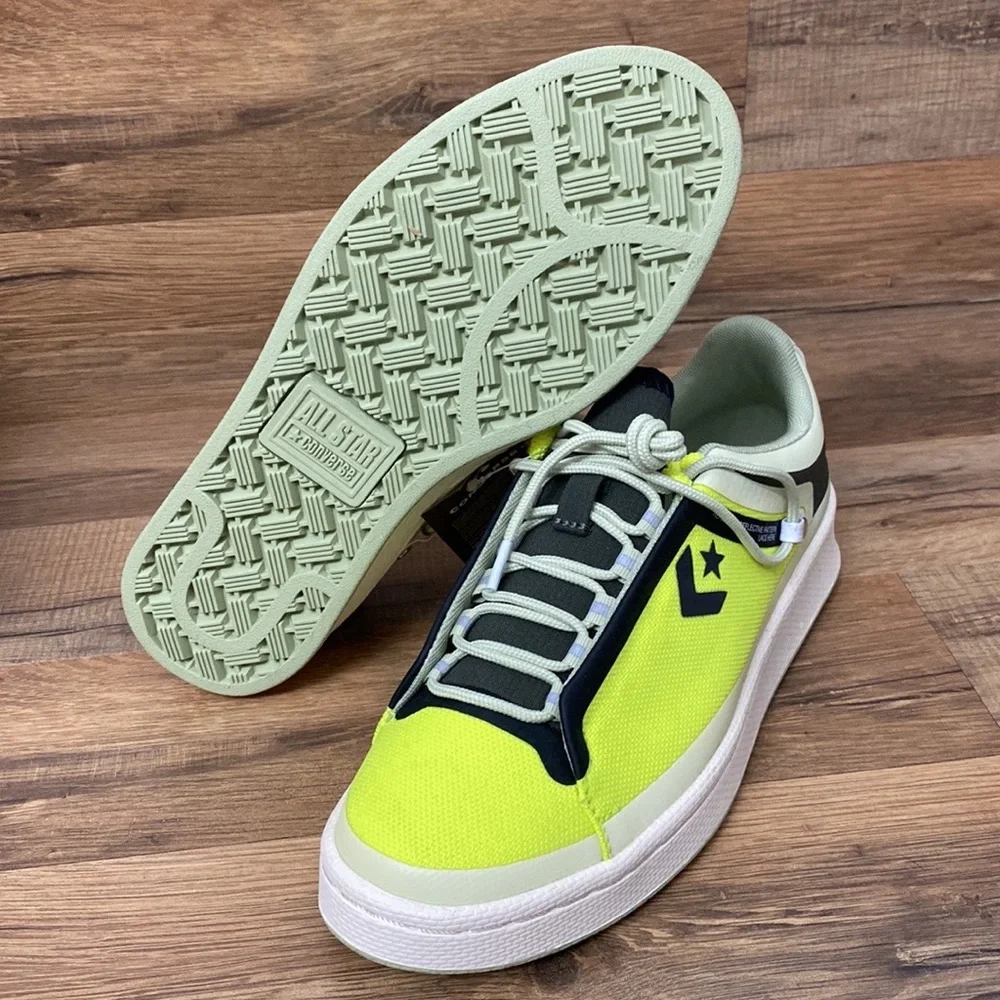 CONVERSE LOW TOP BRAND NEW - Picture 5 of 9